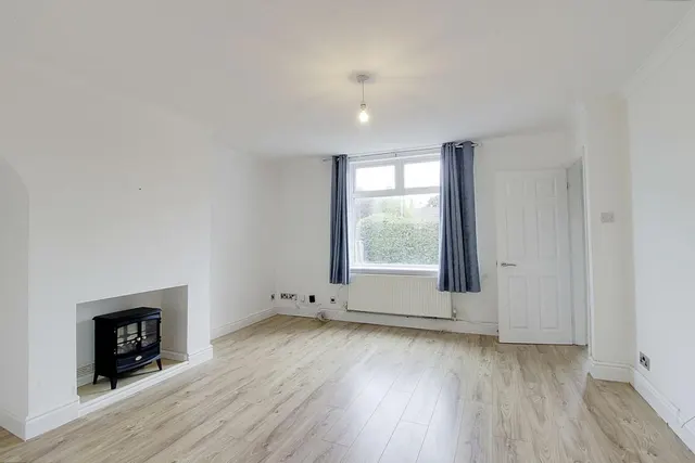 Helpston Road, Glinton, PE6, photo 2