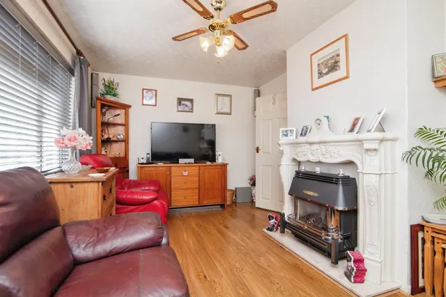 Springfield Road, Peterborough, PE8, photo 2