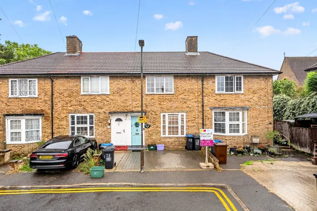 Montacute Road, Morden, photo 1