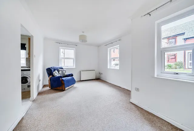 Summerlays Court, Bath, BA2 4HU, photo 1