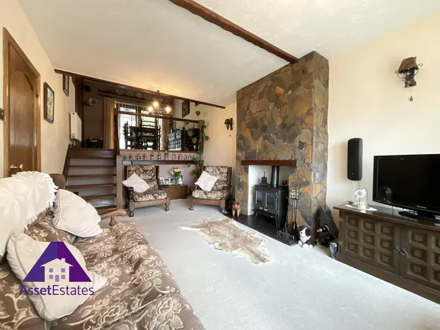Penrhiwgarreg Houses, Abertillery, photo 1