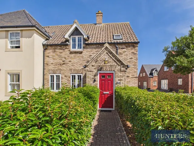 Green Close, Filey, YO14, photo 1