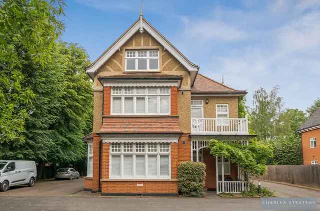 Main Road, Romford, RM2, photo 1