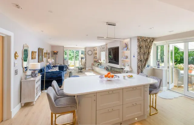 Siddington Park, Cirencester, GL7, photo 3