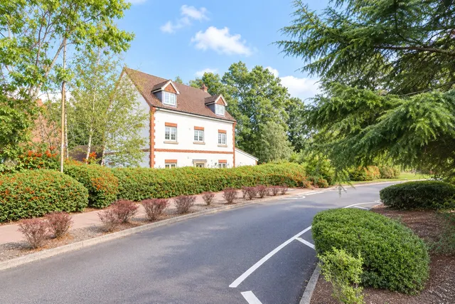 Whitewater Road, Fleet, GU51, photo 1