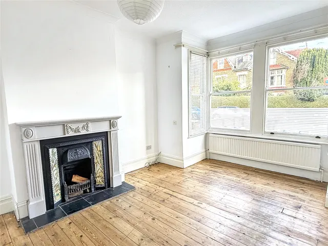 Victoria Road, New Barnet, EN4, photo 2
