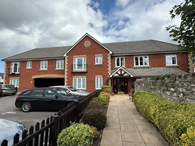 Silver Street, Nailsea, BS48, photo 1