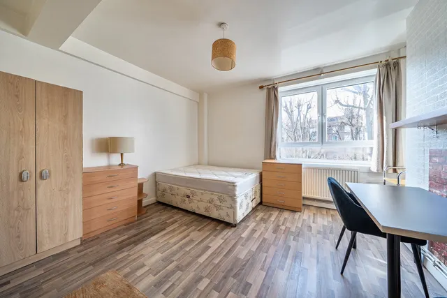 Photo 3 — Elim Estate, London, SE1