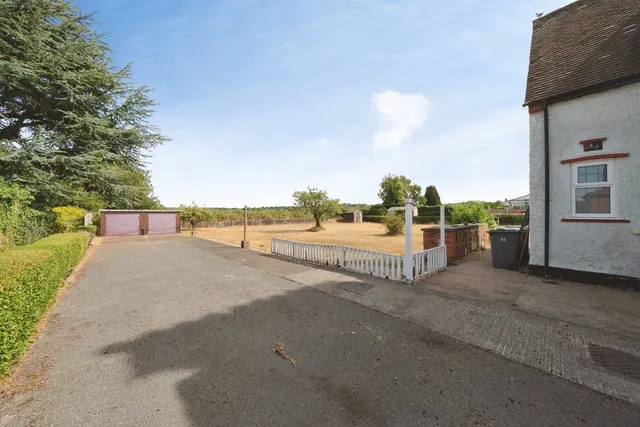 Photo 3 — Langwith Drive, Langwith, Mansfield, Derbyshire, NG20