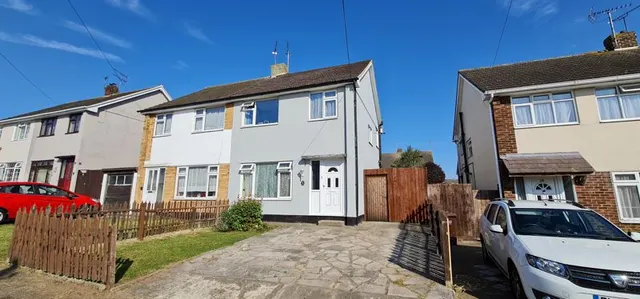 Fairview Crescent, Benfleet, Essex, SS7 4JP, photo 1
