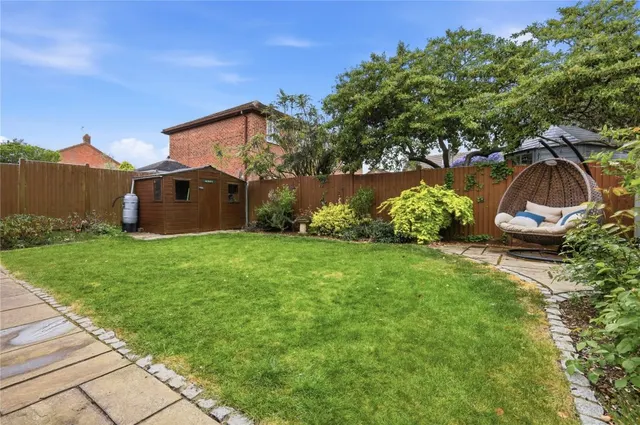 House Under Offer with 4 bedrooms in Bishop's Stortford, CM23, photo 2