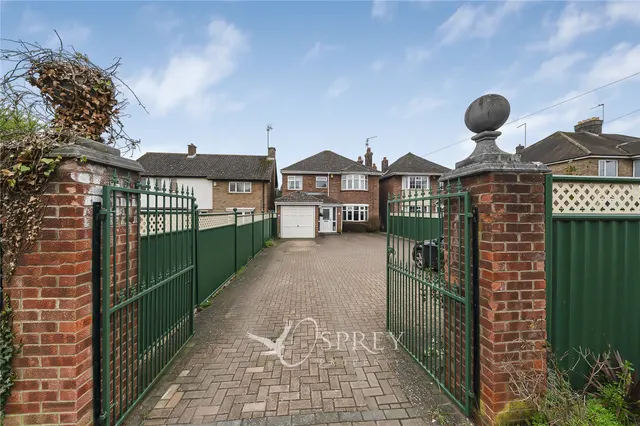 Oundle Road, Orton Longueville, PE2, photo 1