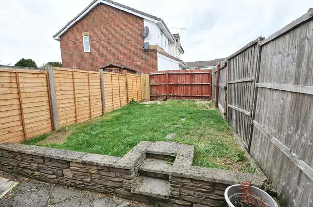Photo 2 — Linden Drive, Bradley Stoke, Bristol, BS32
