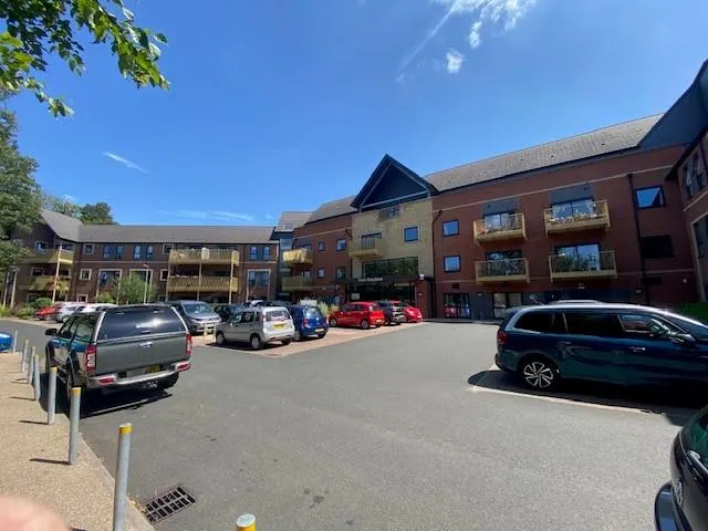 Park Gardens, Banbury, OX16, photo 1