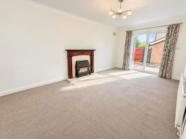 Holbrook, Oadby, LE2, photo 2