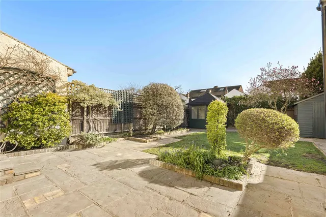 Wayside, East Sheen, SW14, photo 2