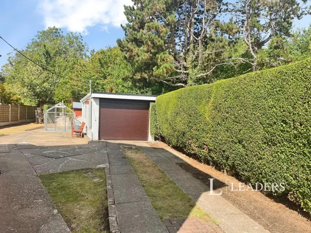 Alandale Avenue, Langwith Junction, NG20, photo 3