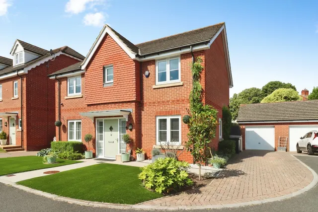 Charlotte Close, Downend, Bristol, BS16, photo 1