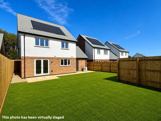 Buckleigh Road, Westward Ho, EX39, photo 3