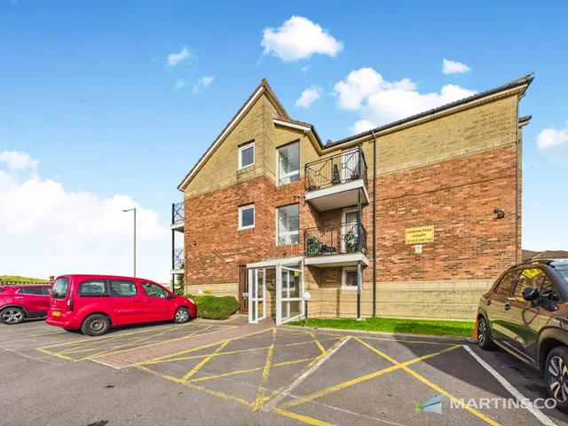 1 bedroom flat, Lemon Tree Court, Lytham St Annes, FY8