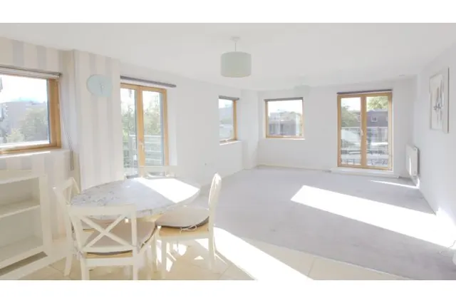 Holford Way, Roehampton, SW15, photo 1