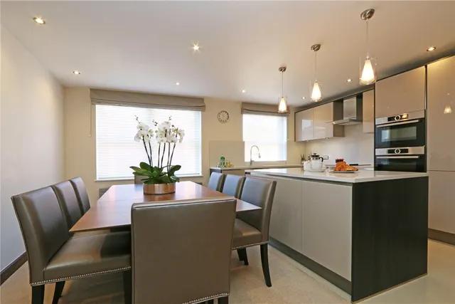 Ennismore Gardens, SW7, photo 1
