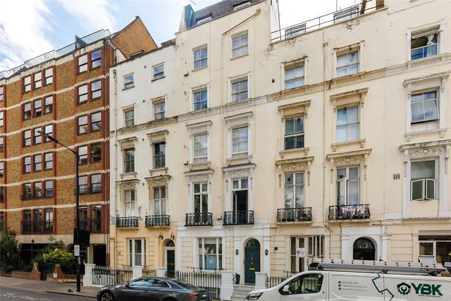 Queensborough Terrace, London, W2, photo 1