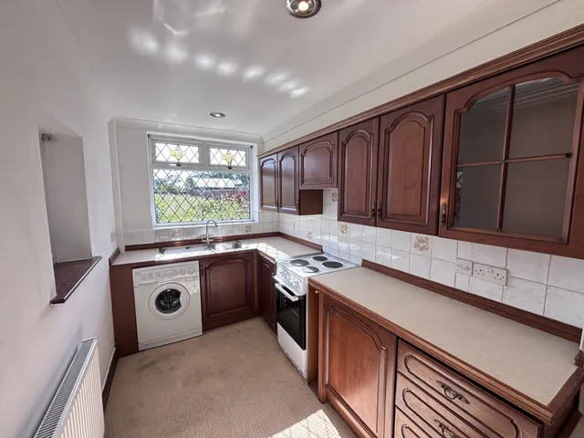 Photo 3 — Todd Lane North, Lostock Hall, Preston, Lancashire, PR5 5UP