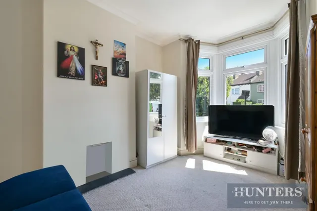 Albion Road, Hounslow, photo 1