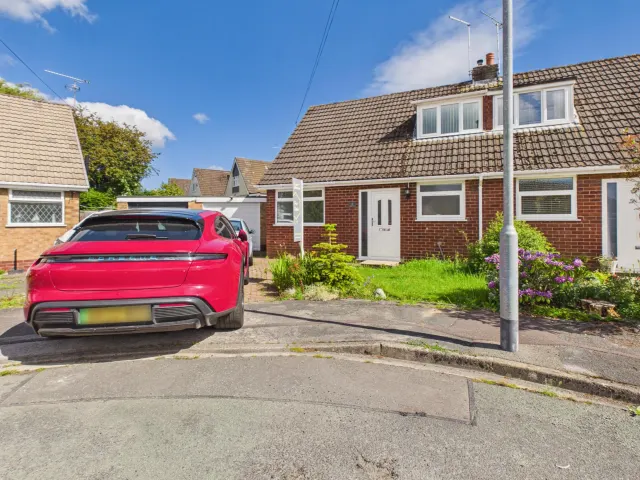 Lydgate Close, Crewe, photo 1