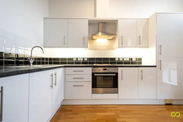 Axminster Road, Holloway, N7, photo 1