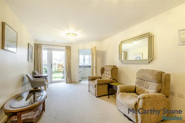 Overdale, Bedford, MK41, photo 3