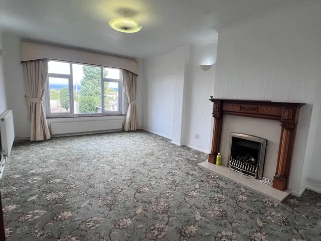 Heol Nant, North Cornelly, CF33, photo 3