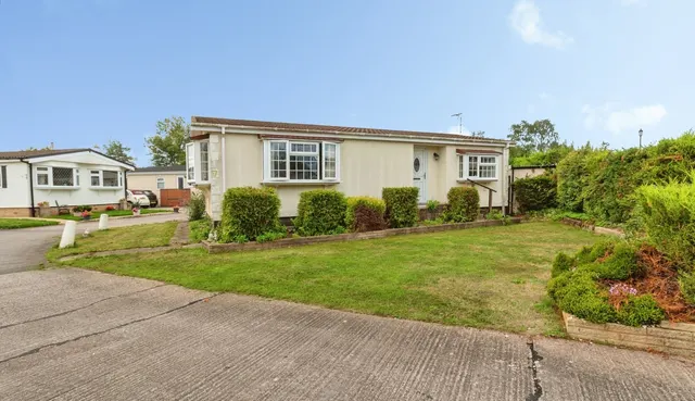 Lodgefield Park, Stafford, ST17, photo 2
