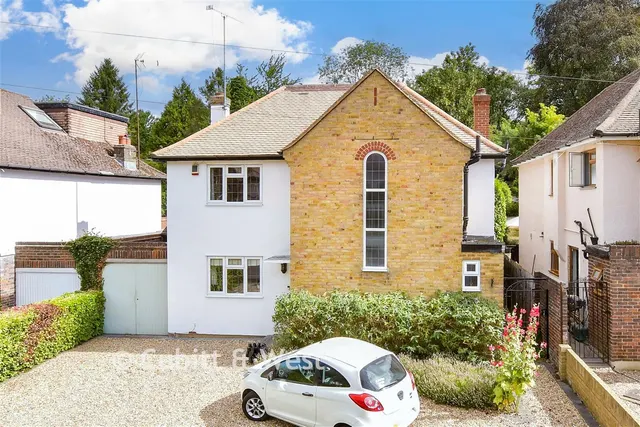 Downs Way Close, Tadworth, KT20, photo 1