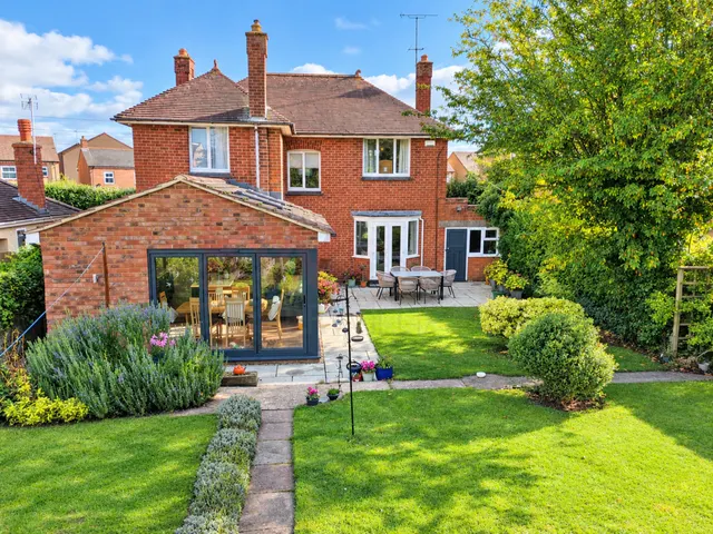Stratford Road, Roade, NN7, photo 2