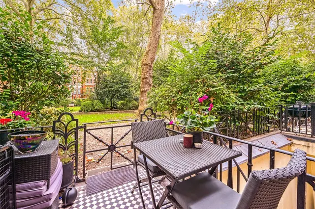 Photo 2 — Bramham Gardens, London, SW5 0JQ