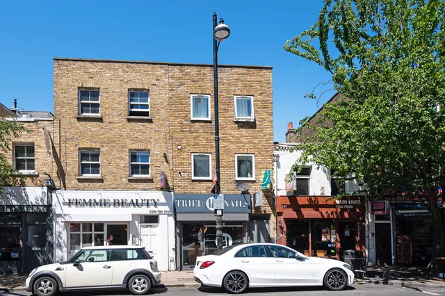 105b Roman Road, London, photo 1