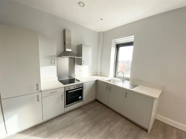 Sky Gardens, Waterloo, L22, photo 3