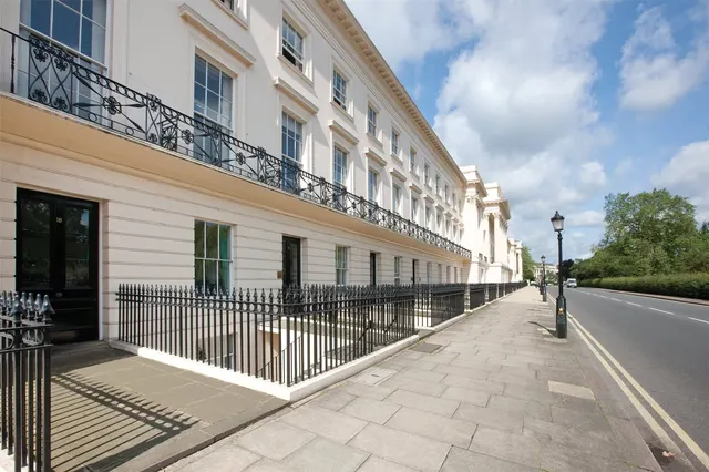 Cornwall Terrace, Regent's Park, NW1, photo 2