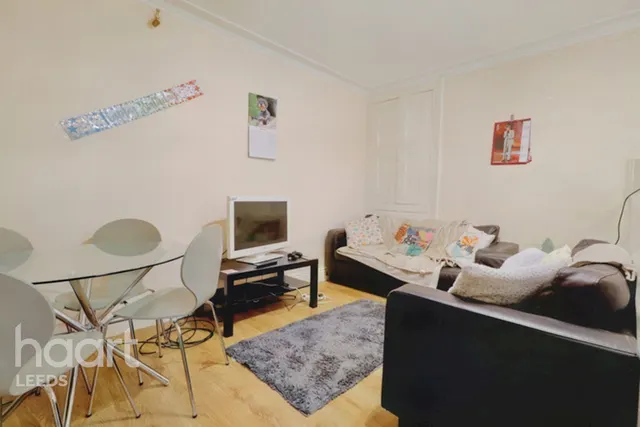 Pearson Grove, Leeds, LS6, photo 3
