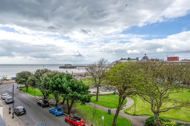 Steyne Gardens, Worthing, BN11, photo 3