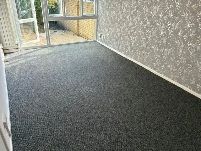 Howards Grove, SO15, photo 2