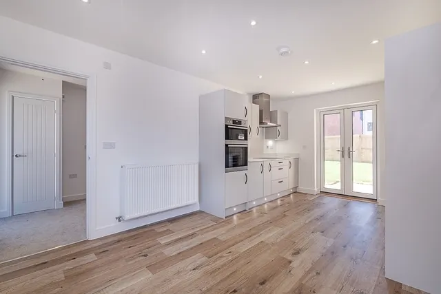 Roundhouse Road, Didcot, OX11, photo 2