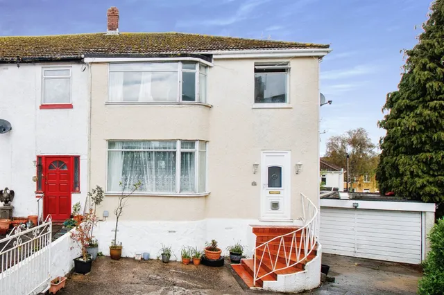Bramble Close, Torquay, photo 1