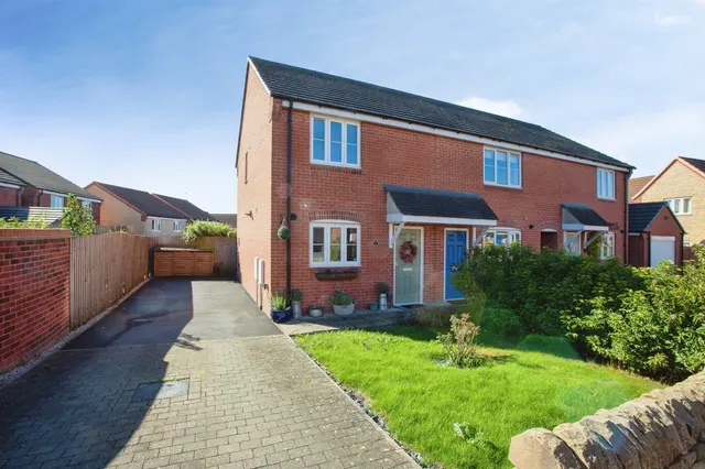 Mill Farm Drive, Tibshelf, DE55, photo 1
