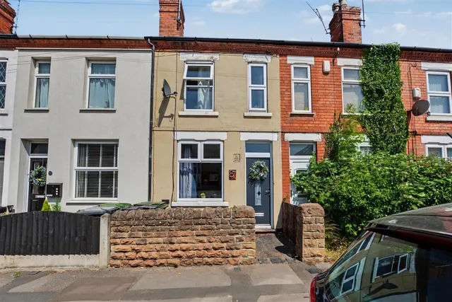 Gedling Road, Arnold, NG5, photo 1