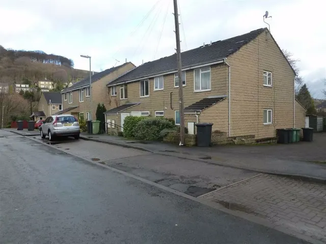 Birkby, Huddersfield, West Yorkshire, photo 1
