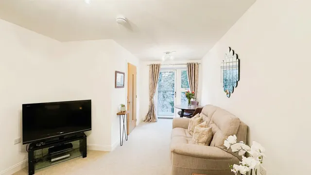Sewardstone Road, Waltham Abbey, photo 3