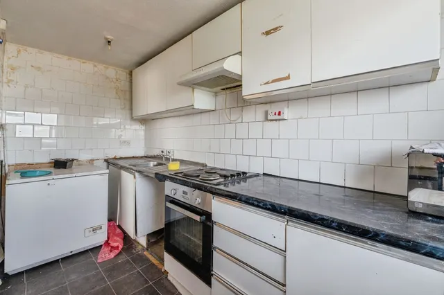 Photo 2 — Argent Street, Grays, Essex, RM17